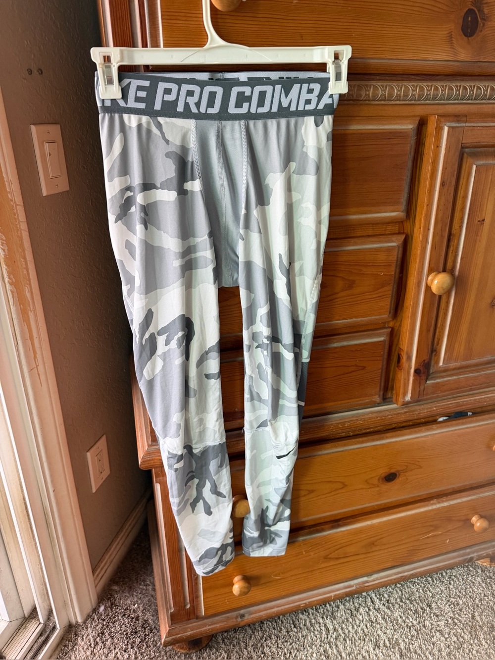 Nike Gray Camo Performance Leggings